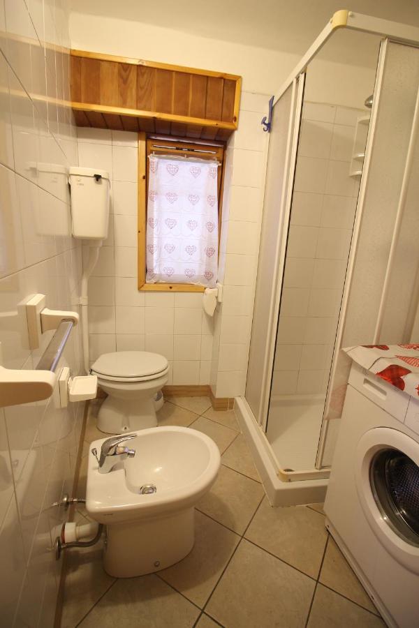 Lo Stambecco Holiday Apartment - Affitti Brevi Italia 布吕松 外观 照片
